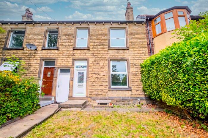 2 Bedroom Terraced House To Rent In Ashbrow Road, Huddersfield, HD2