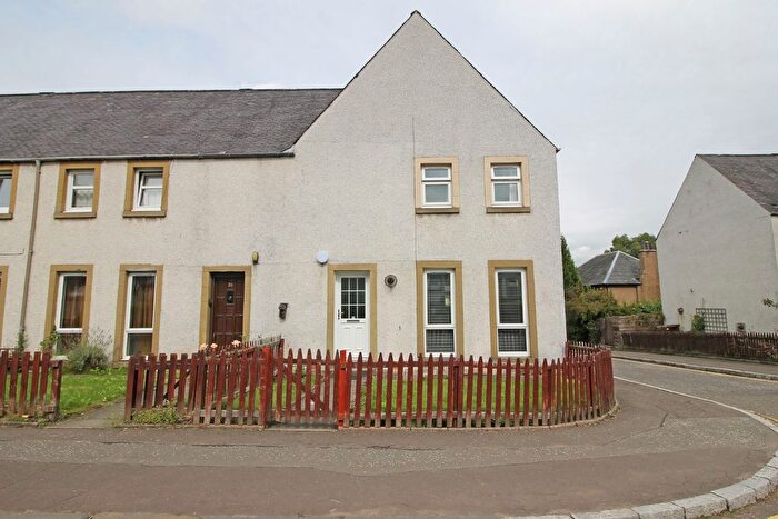 2 Bedroom End Of Terrace House To Rent In Irvine Place, Stirling, FK8