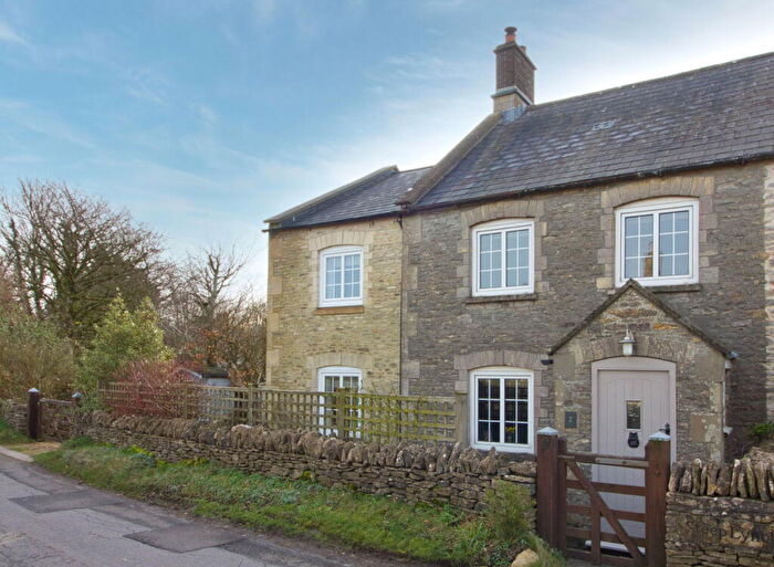 3 Bedroom Semi-Detached House For Sale In Cold Ashton, Chippenham, SN14