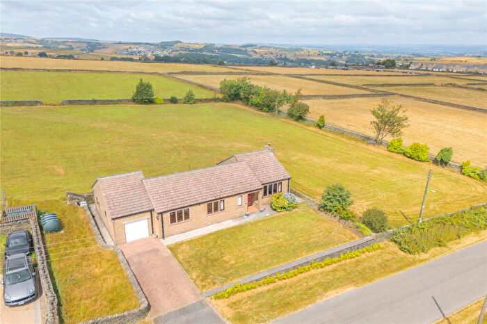 3 Bedroom Bungalow For Sale In Scholes Moor Road, Scholes, Holmfirth, HD9