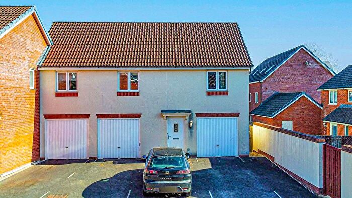 1 Bedroom Flat To Rent In Angelica Drive, Bridgwater, TA5