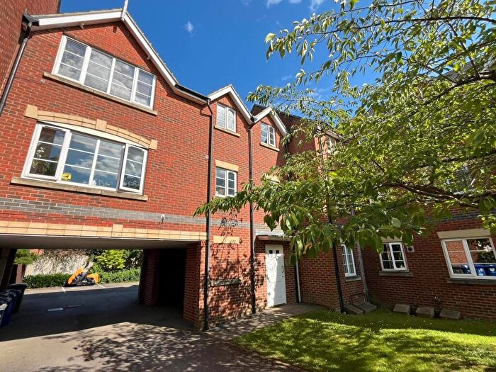 1 Bedroom Apartment To Rent In Clover Field, Grange Park, Northampton, NN4