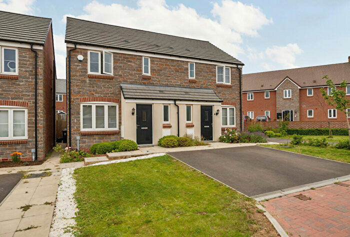 3 Bedroom Semi-Detached House For Sale In Aubretia Road, Emersons Green, Bristol, Gloucestershire, BS16