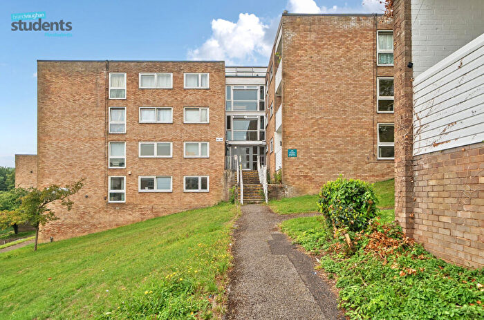 4 Bedroom Flat To Rent In Highbrook Close, Brighton, BN2