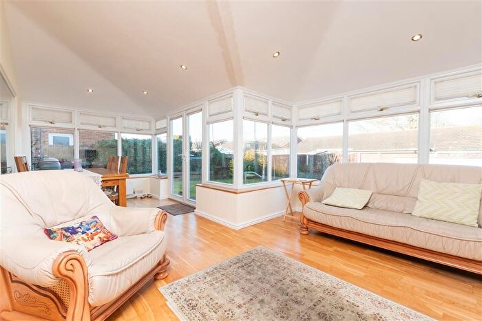 4 Bedroom Detached House For Sale In Havisham Road, Gravesend, Kent, DA12