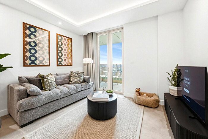 2 Bedroom Flat To Rent In Embassy Boulevard, Linear Place, SW11