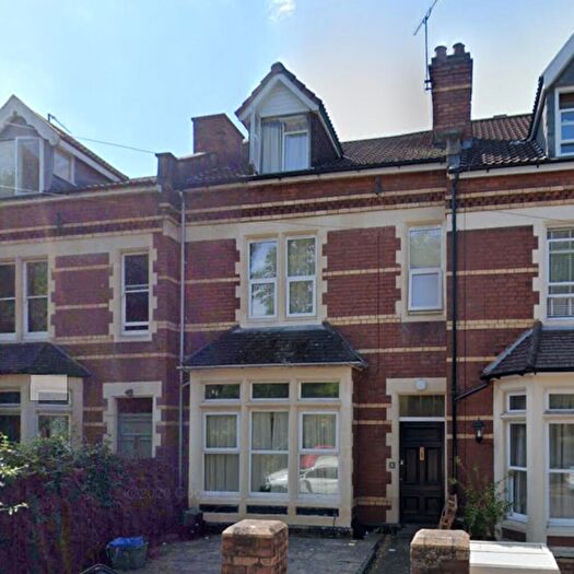 6 Bedroom House To Rent In Morley Square, Bristol, BS7
