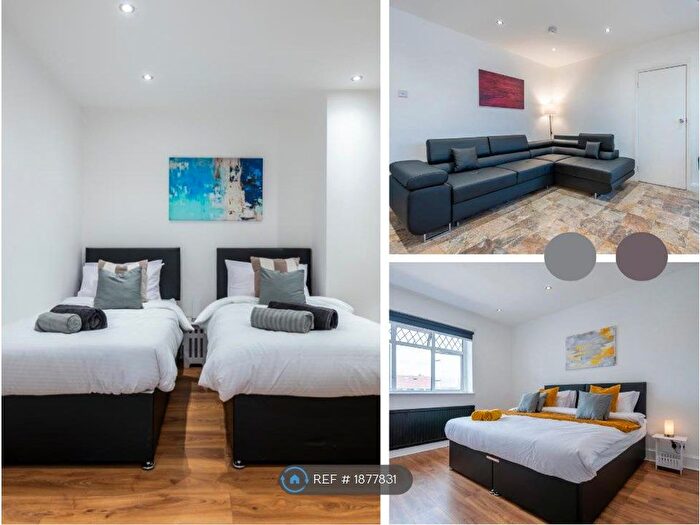 4 Bedroom Semi-Detached House To Rent In Newlands Close, Southall, Hounslow, UB2