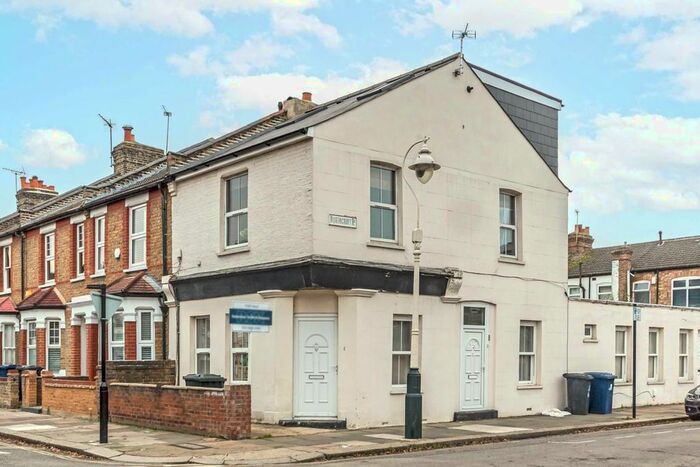 1 Bedroom Flat To Rent In Salisbury Road, London, W13