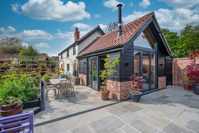 3 Bedroom Cottage For Sale In Hempnall, Norwich, NR15