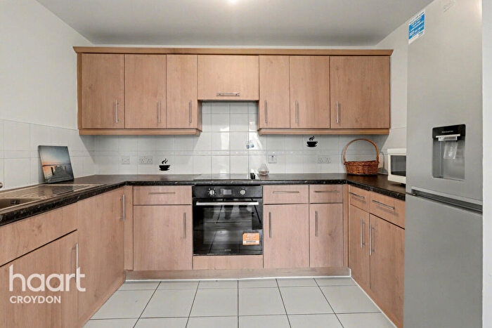 2 Bedroom Block Of Apartments For Sale In London Road, Croydon, CR0