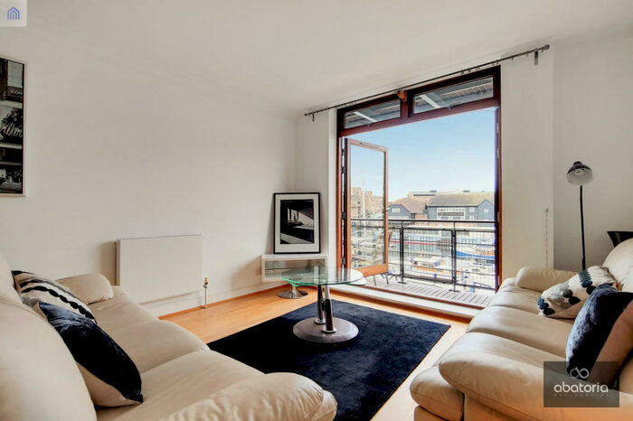 1 Bedroom Apartment To Rent In Sandpiper Court, Thomas More Street, London, E1W