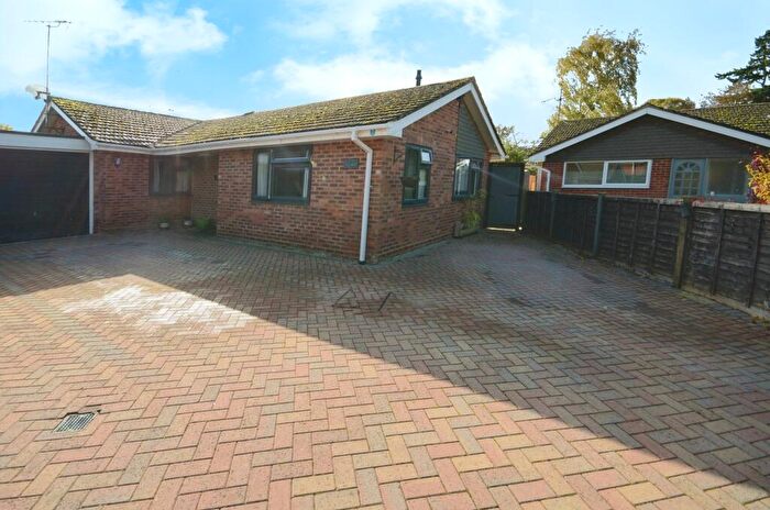 3 Bedroom Bungalow To Rent In Ashcroft Close, Caversham, RG4
