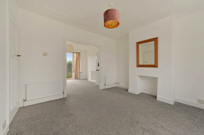 3 Bedroom Semi-Detached House To Rent In Grand Avenue, Surbiton, KT5
