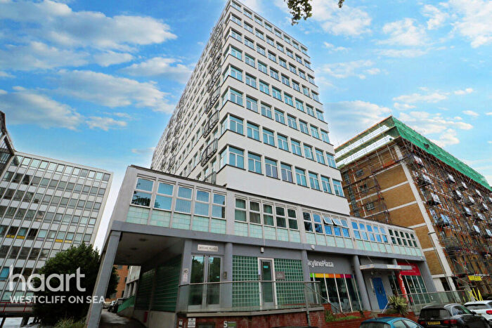 1 Bedroom Flat For Sale In Victoria Avenue, Southend-on-Sea, SS2