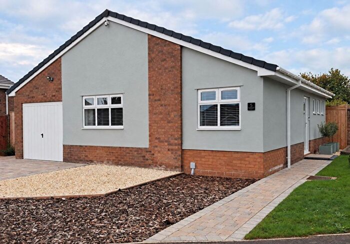 3 Bedroom Detached Bungalow For Sale In Roseway, Rossett, Wrexham, LL12