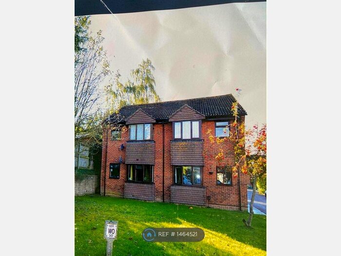 1 Bedroom Flat To Rent In Orchidhurst, Tunbridge Wells, TN2