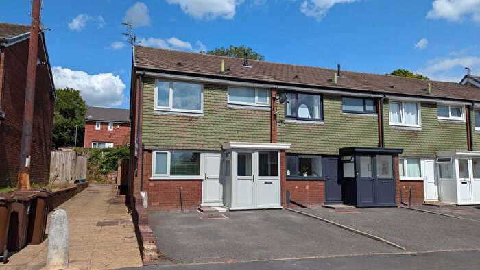 3 Bedroom Semi-Detached House To Rent In Ladysmith Road, Ashton-Under-Lyne, OL6