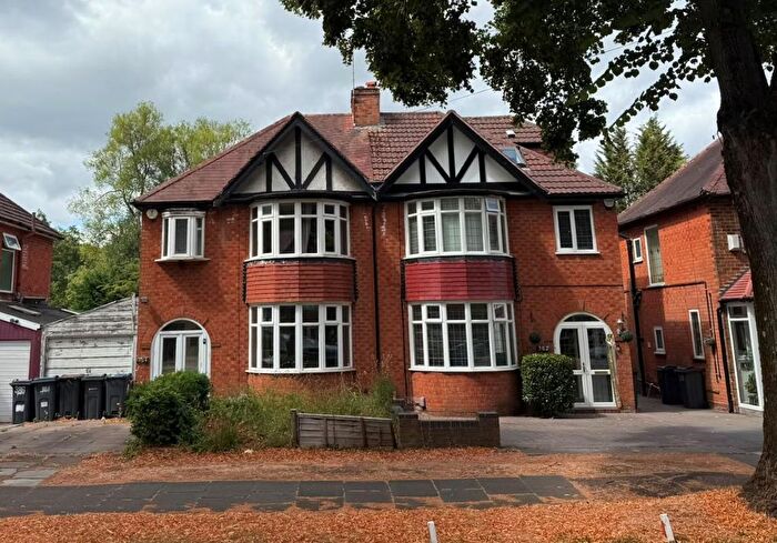 3 Bedroom Semi Detached House For Sale In Sarehole Road, Birmingham, West Midlands, B28