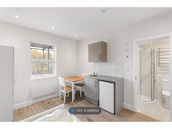 Studio To Rent In Chase Side Crescent, Enfield, EN2