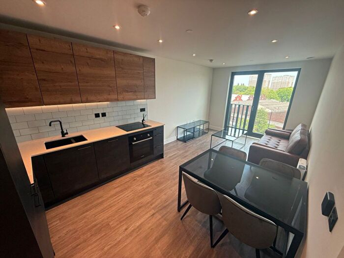 1 Bedroom Flat To Rent In Birmingham, B4