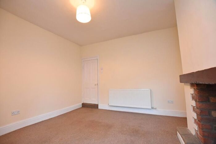 2 Bedroom Cottage To Rent In The Square, Waddington, BB7