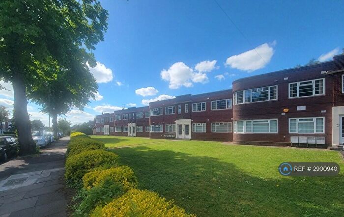 2 Bedroom Flat To Rent In Petersfield Road, Birmingham, B28