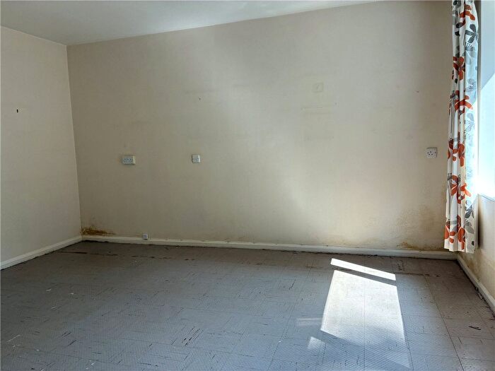 2 Bedroom Bungalow For Sale In The Beeches, Winterbourne Monkton, Swindon, Wiltshire, SN4
