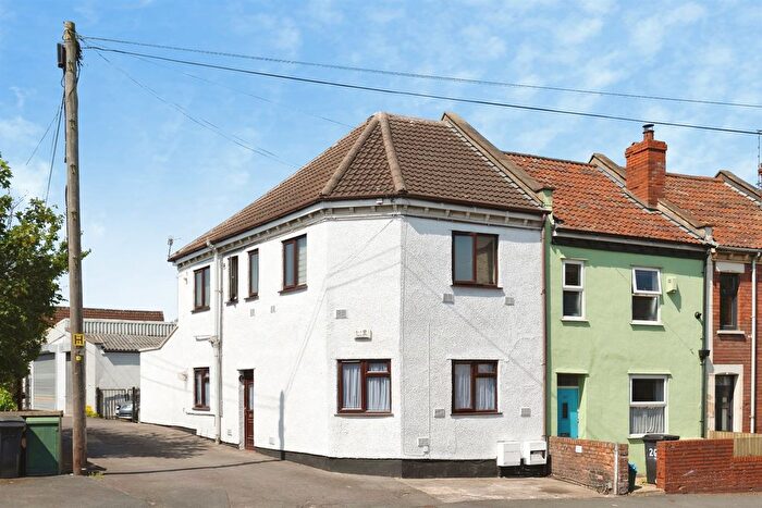 2 Bedroom Flat For Sale In Bishopsworth Road, Bristol, BS13