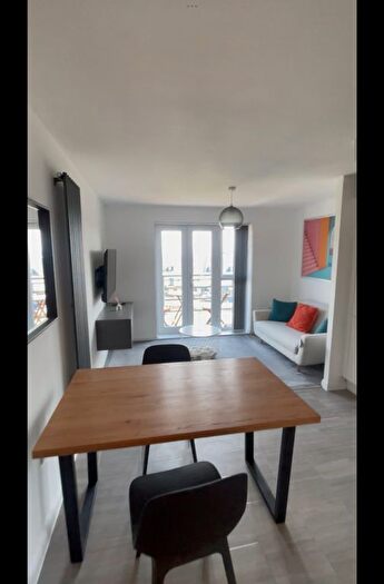 2 Bedroom Flat To Rent In Mansell Road, Bristol, BS34