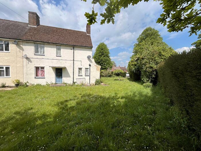 3 Bedroom Semi-Detached House For Sale In Aston Clinton, HP22