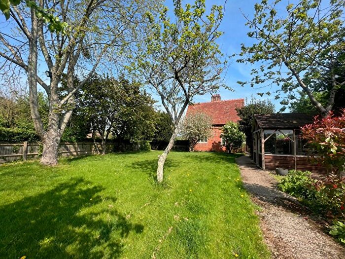 3 Bedroom End Of Terrace House To Rent In Lee Church Lane, Lee, Romsey, Hampshire, SO51