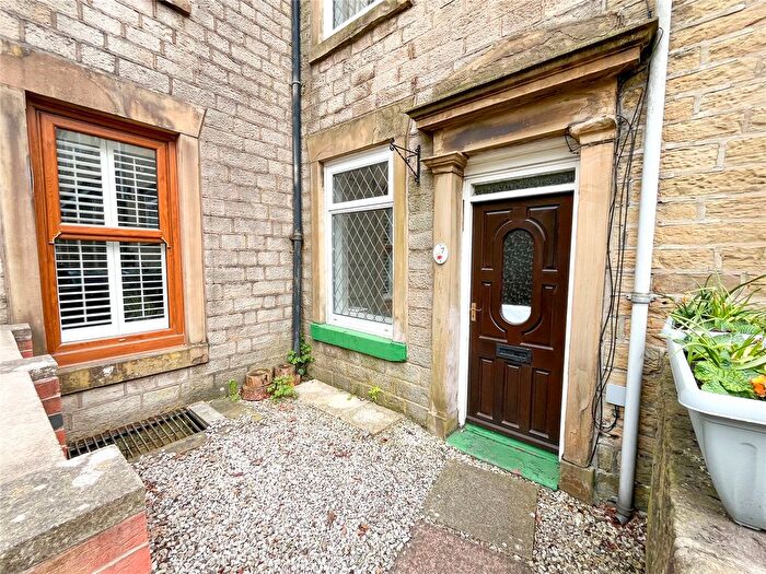 2 Bedroom Terraced House For Sale In Oldham Road, Delph, Saddleworth, OL3