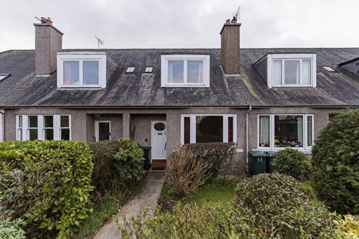 3 Bedroom Terraced Bungalow For Sale In Craigleith Hill Crescent, Edinburgh, EH4