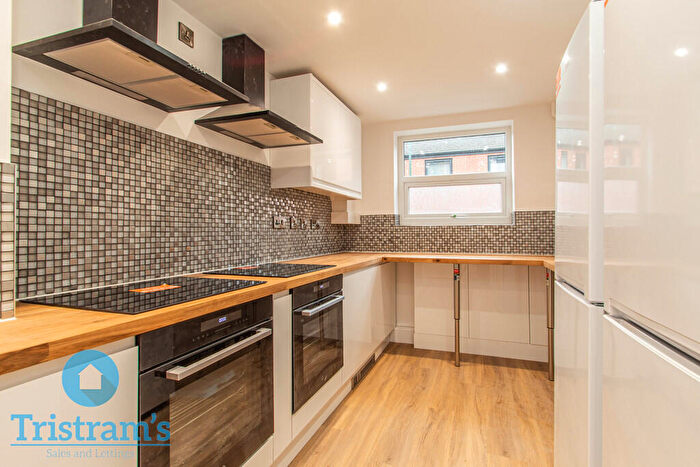 6 Bedroom Terraced House To Rent In Kilbourn Street, Nottingham, NG3
