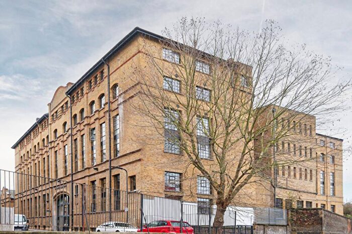 1 Bedroom Flat To Rent In Springfield House, Dalston, London, E8