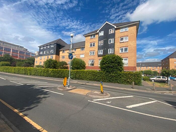 2 Bedroom Flat To Rent In St. Peters Street, Maidstone, ME16