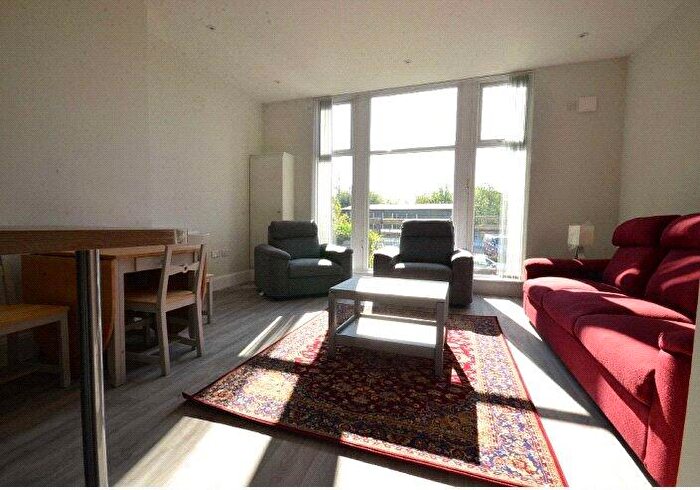 2 Bedroom Apartment To Rent In Ladybarn Road, Fallowfield, Manchester, Greater Manchester, M14