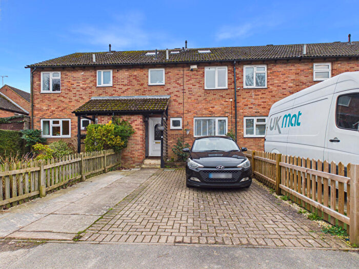 4 Bedroom Terraced House For Sale In James Close, Marlow, Buckinghamshire, SL7