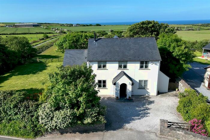 4 Bedroom Detached House For Sale In Pilton Green, Rhossili, Swansea, SA3