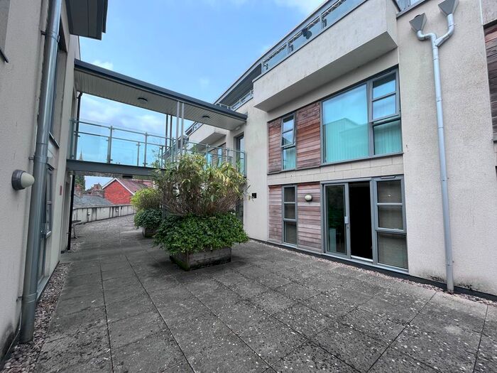 Studio To Rent In Corporation Street, Taunton, TA1