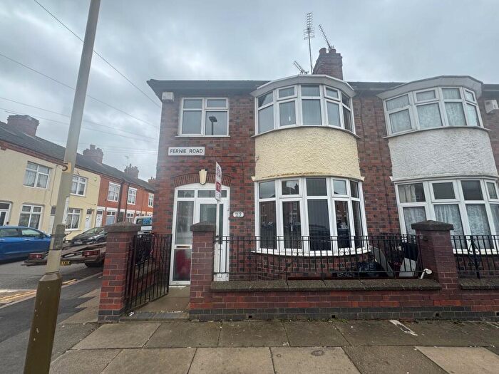 3 Bedroom Semi Detached House To Rent In Fernie Road, Leicester, LE5