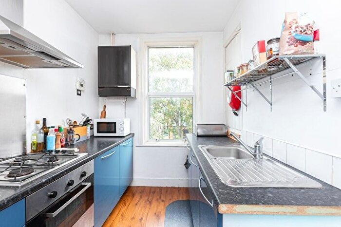 3 Bedroom Maisonette To Rent In Morley Road, London, E10