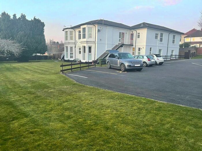 2 Bedroom Flat To Rent In Springfield House, Stourbridge Road, Kidderminster, DY10