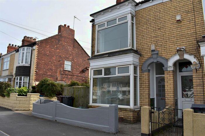 3 Bedroom End Of Terrace House To Rent In Spring Bank West, Hull, HU3