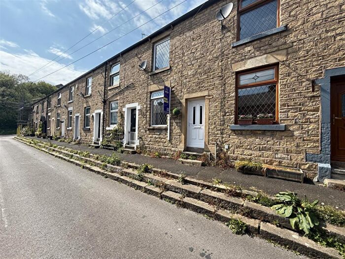 2 Bedroom Terraced House For Sale In Vernon Street, Mossley, OL5