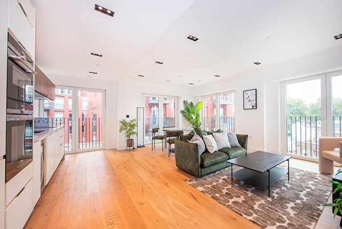 1 Bedroom Flat For Sale In Exchange Gardens, London, SW8