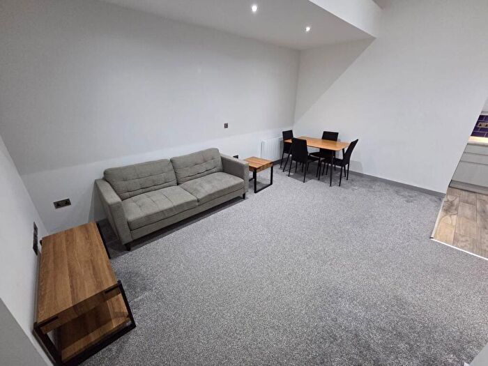 2 Bedroom Flat To Rent In St. Sepulchre Gate, Doncaster, DN1