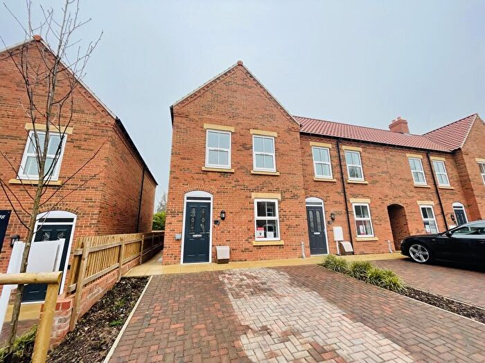 3 Bedroom Town House To Rent In The Rise, Southwell, NG25