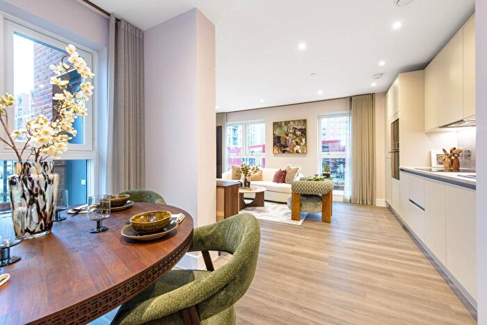 1 Bedroom Flat For Sale In Colindale Gardens, Colindale, NW9